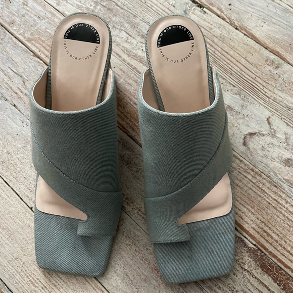 This is our Other line Denim toe loop sandals - Picture 2 of 5